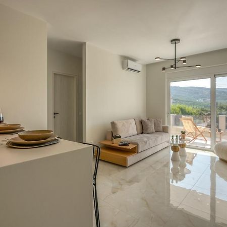 Villenia Luxury Apartments Kíssamos Exterior foto